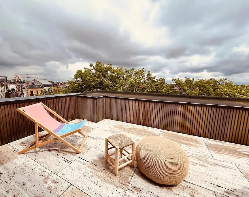 Dakappartement Met Xl Terras Antwerp Belgium